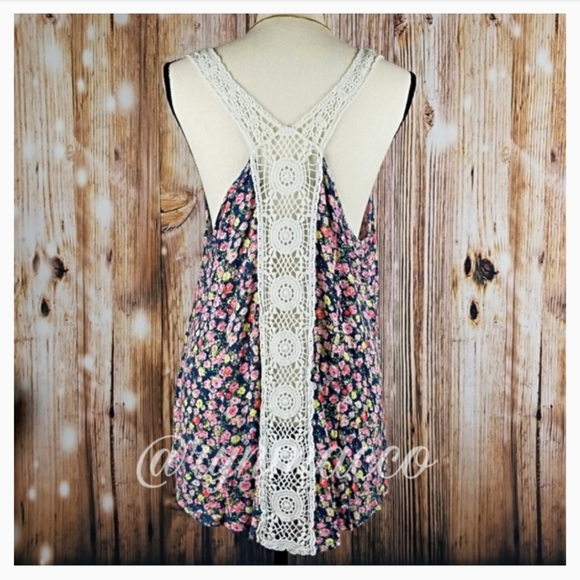 Rue21 | Floral Print Crochet Knit Racerback Top - Picture 2 of 6